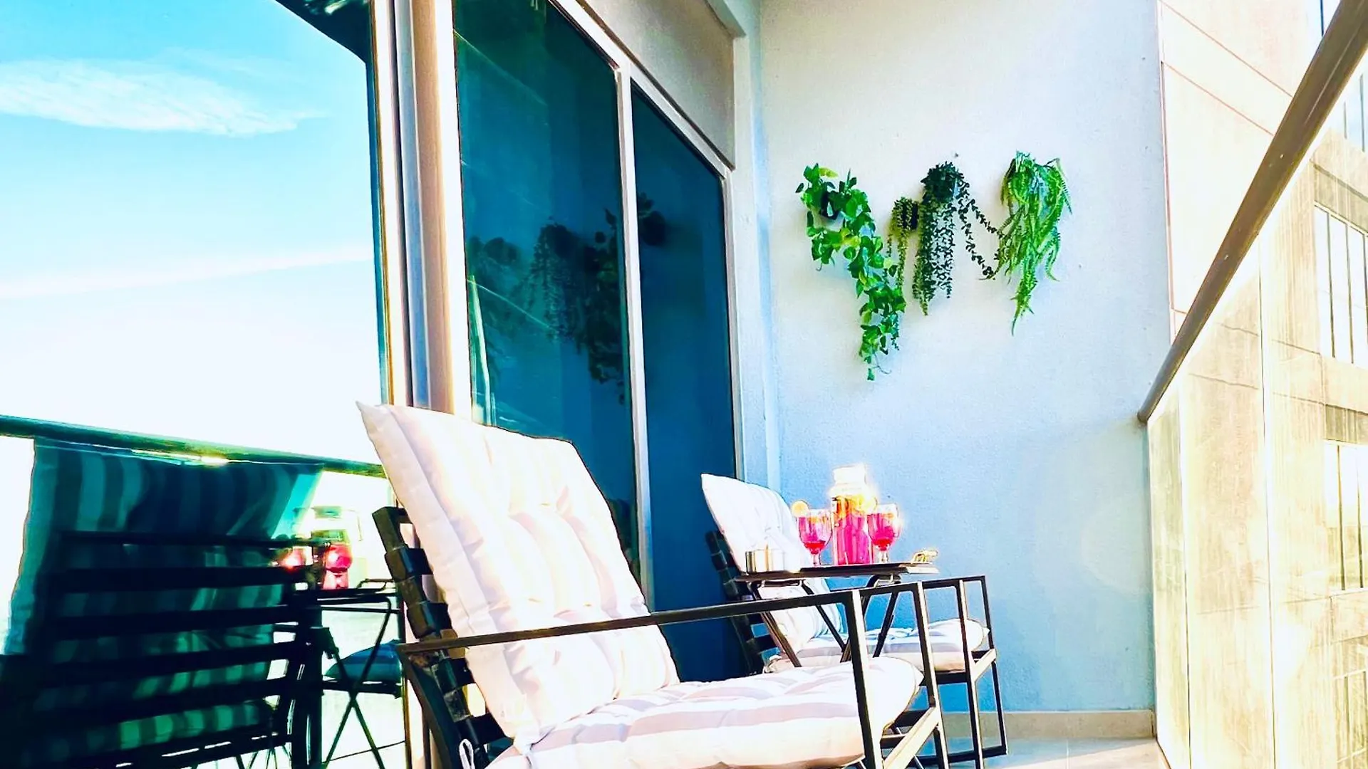 Spacious One Bedroom Apartment , Balcony, Pool & Garden View By Trueurbanbb Dubai 0*,  United Arab Emirates